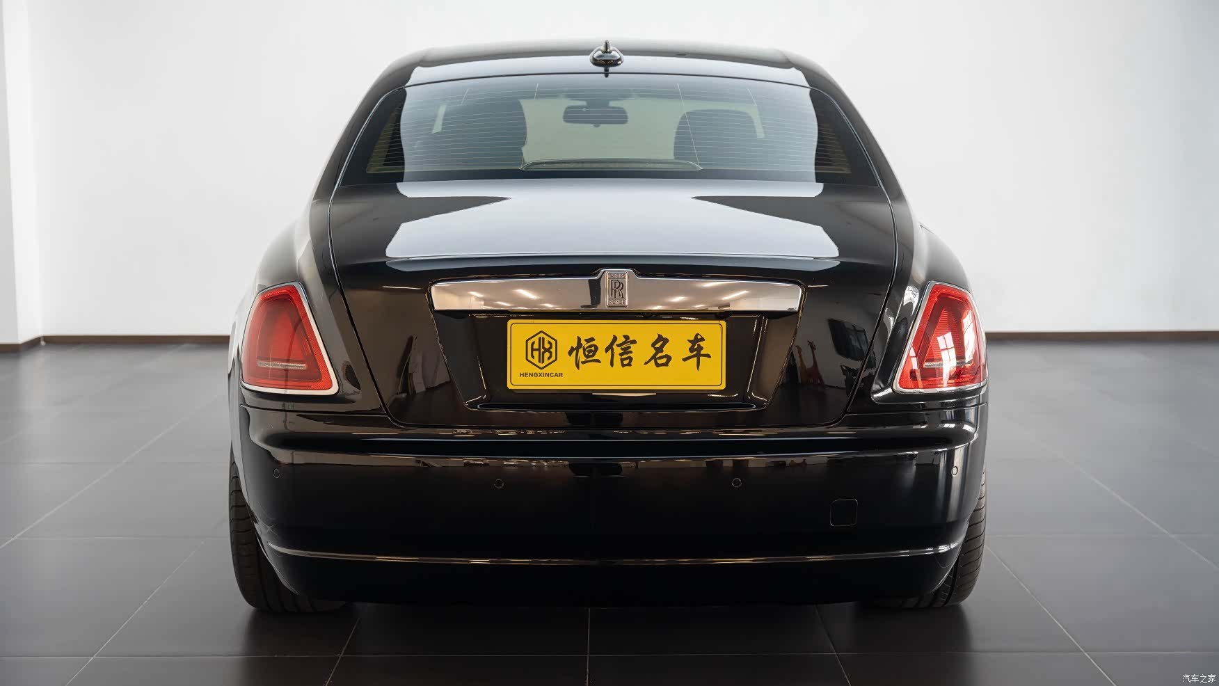 Rolls-Royce Ghost, 2016 4