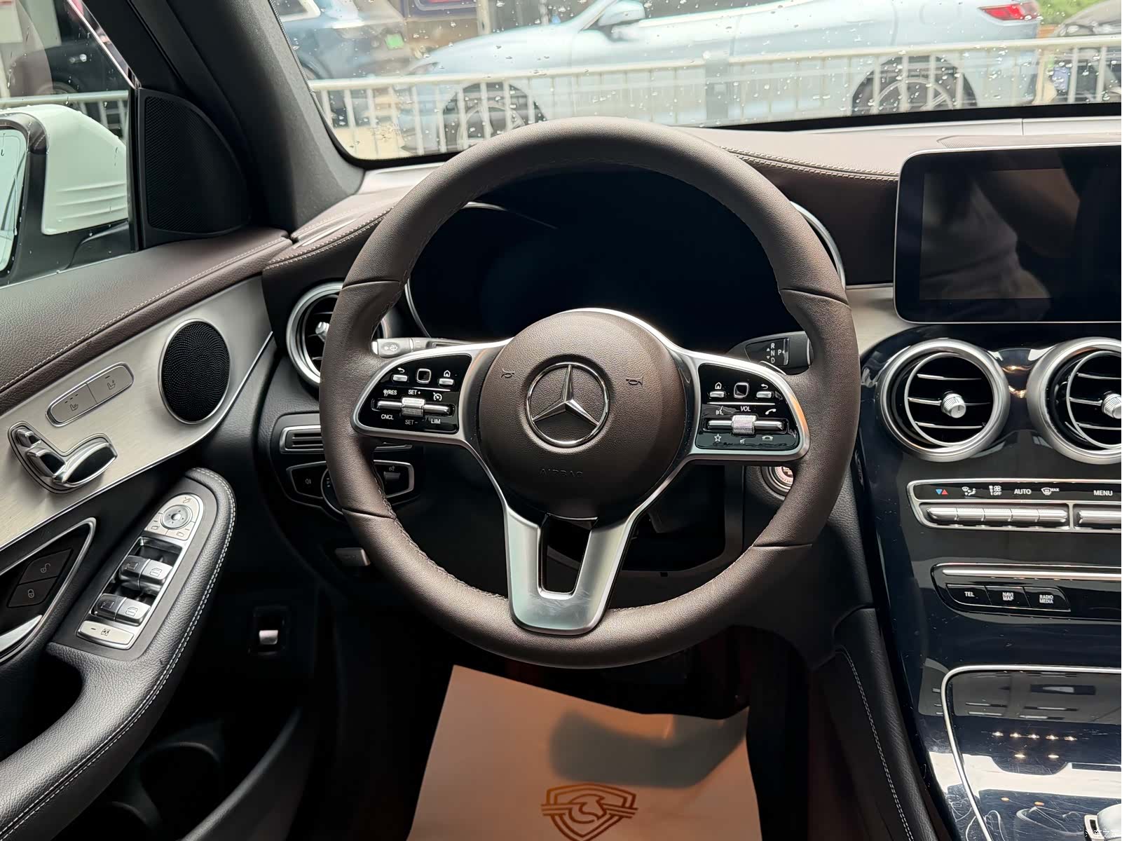 Mercedes-Benz GLC, 2022 15