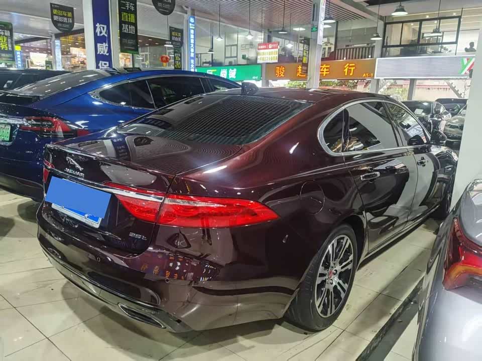 Jaguar XFL Jaguar XFL