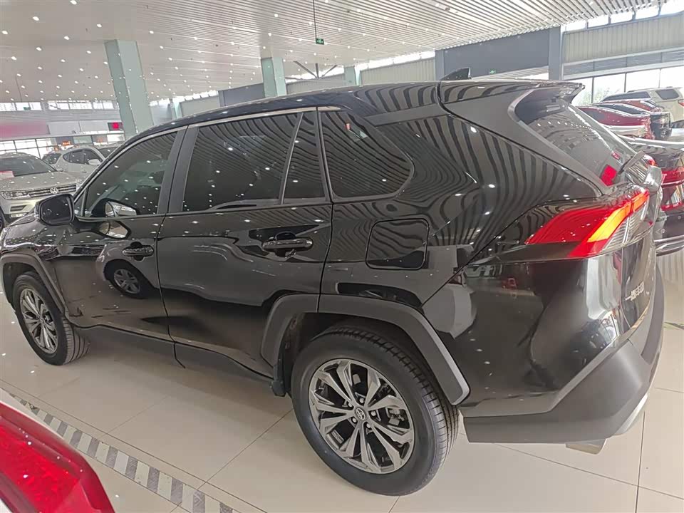Toyota RAV4 Rongfang