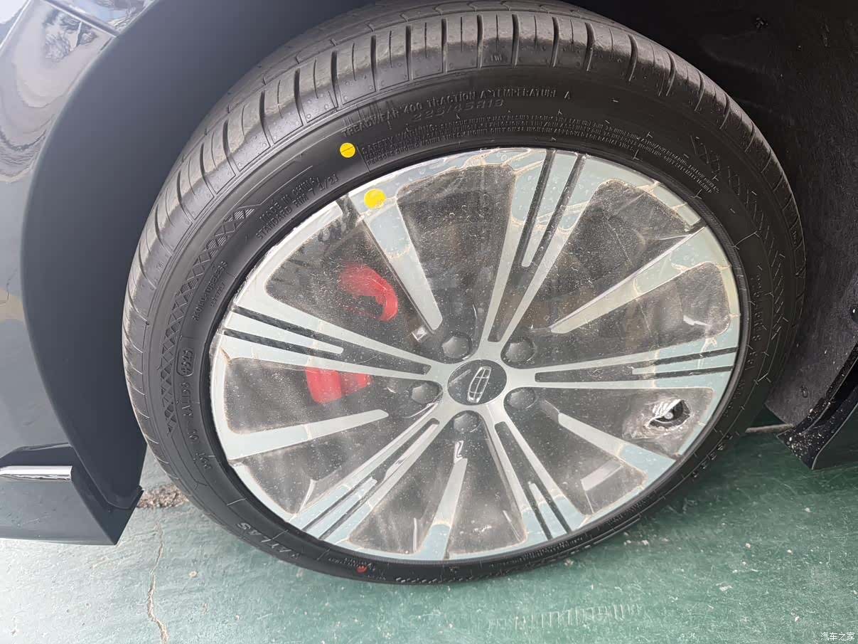 Geely Preface, 2026 19