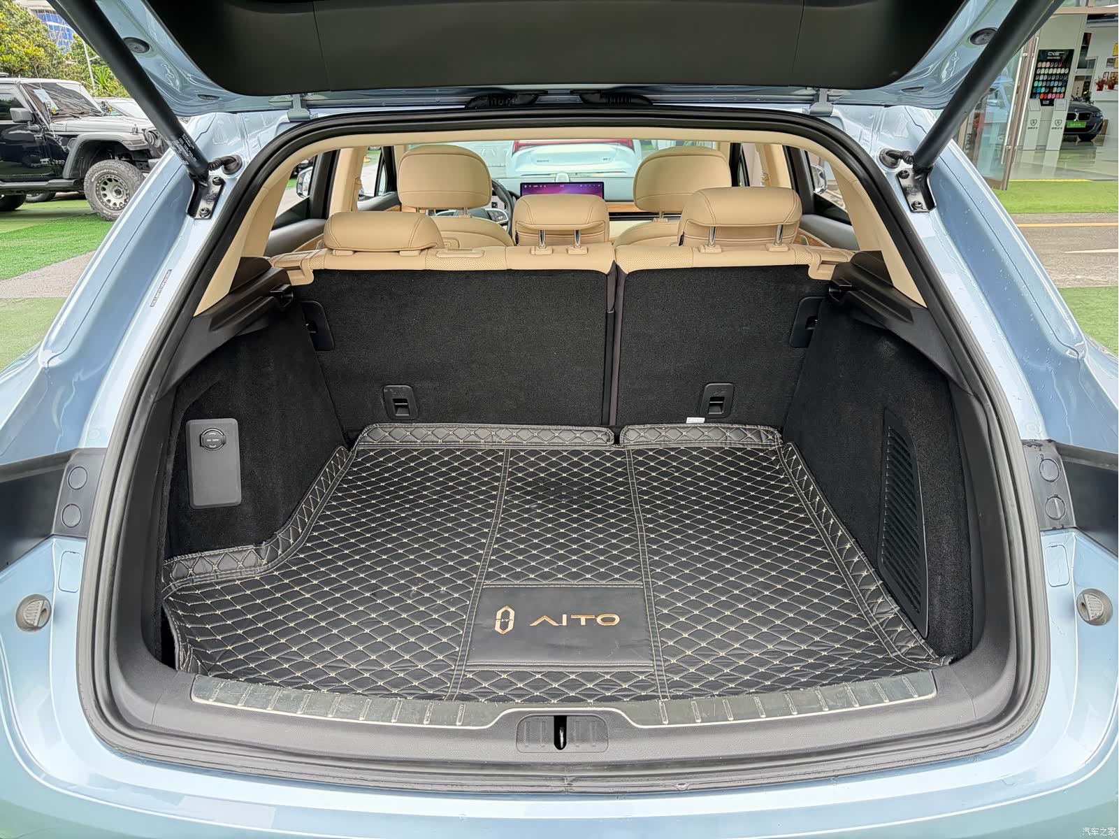 AITO M5, 2023 19