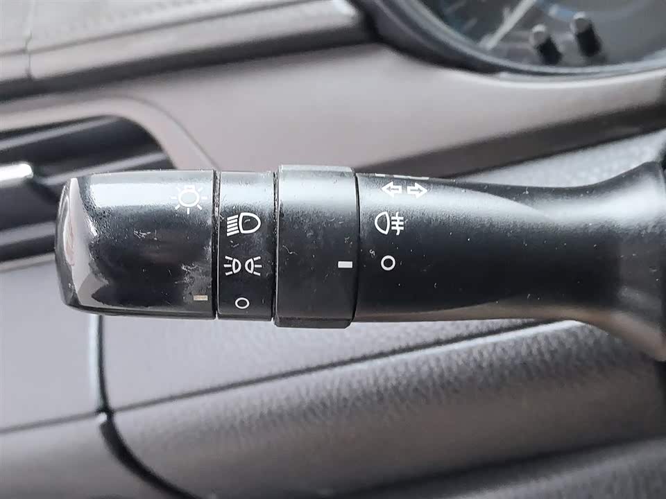 Toyota YARiS L Zhixuan