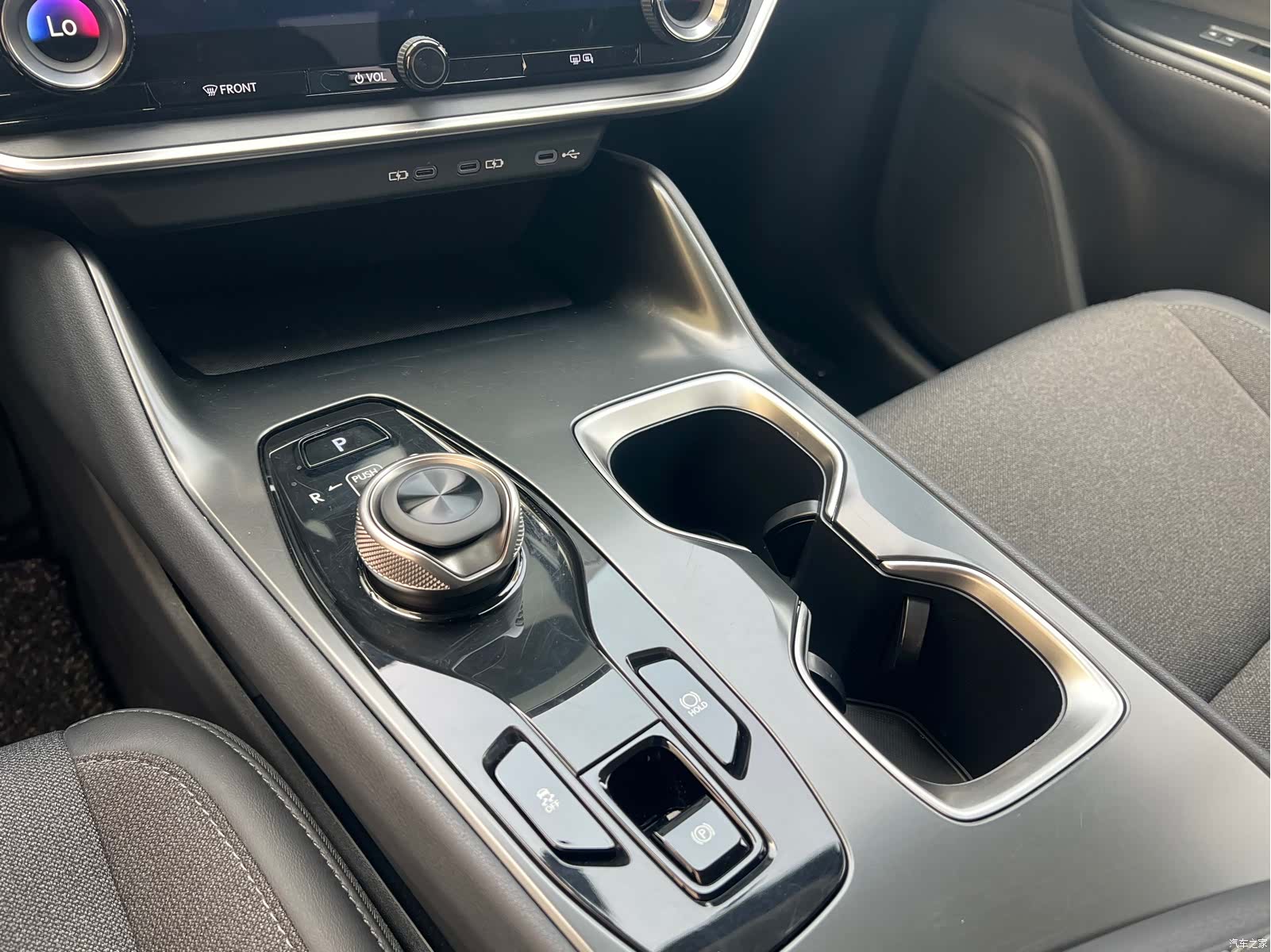 Lexus RZ, 2023 10