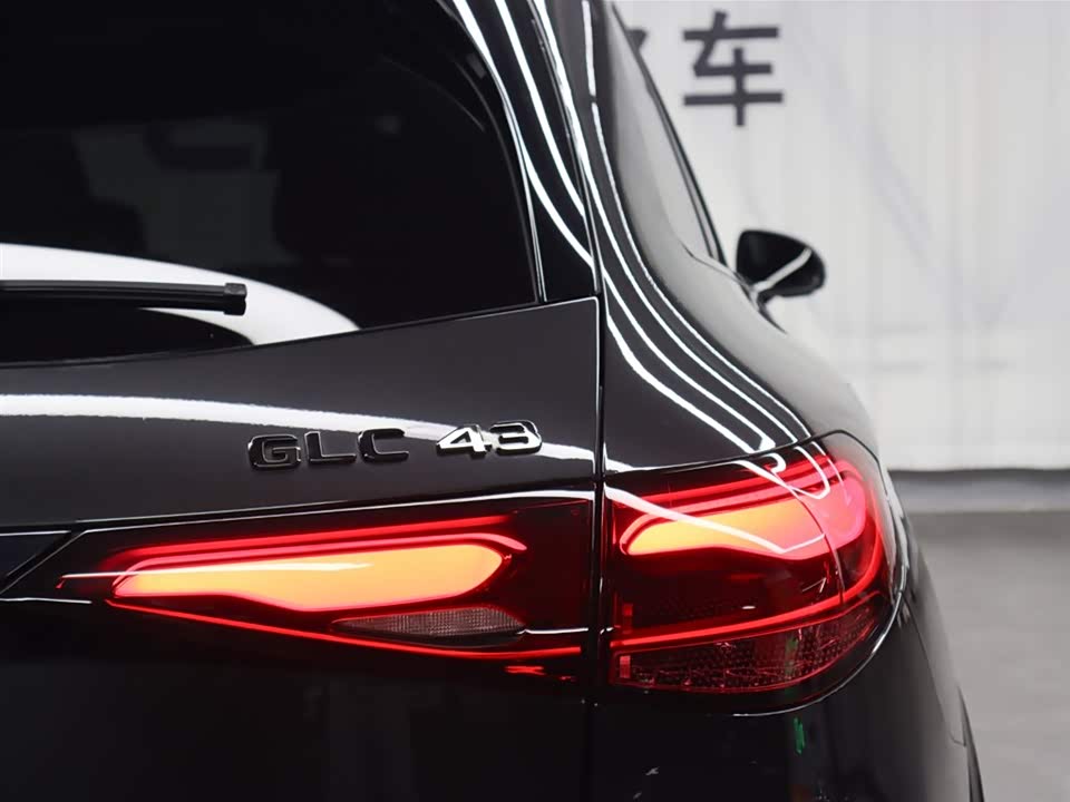 Mercedes-Benz GLC AMG