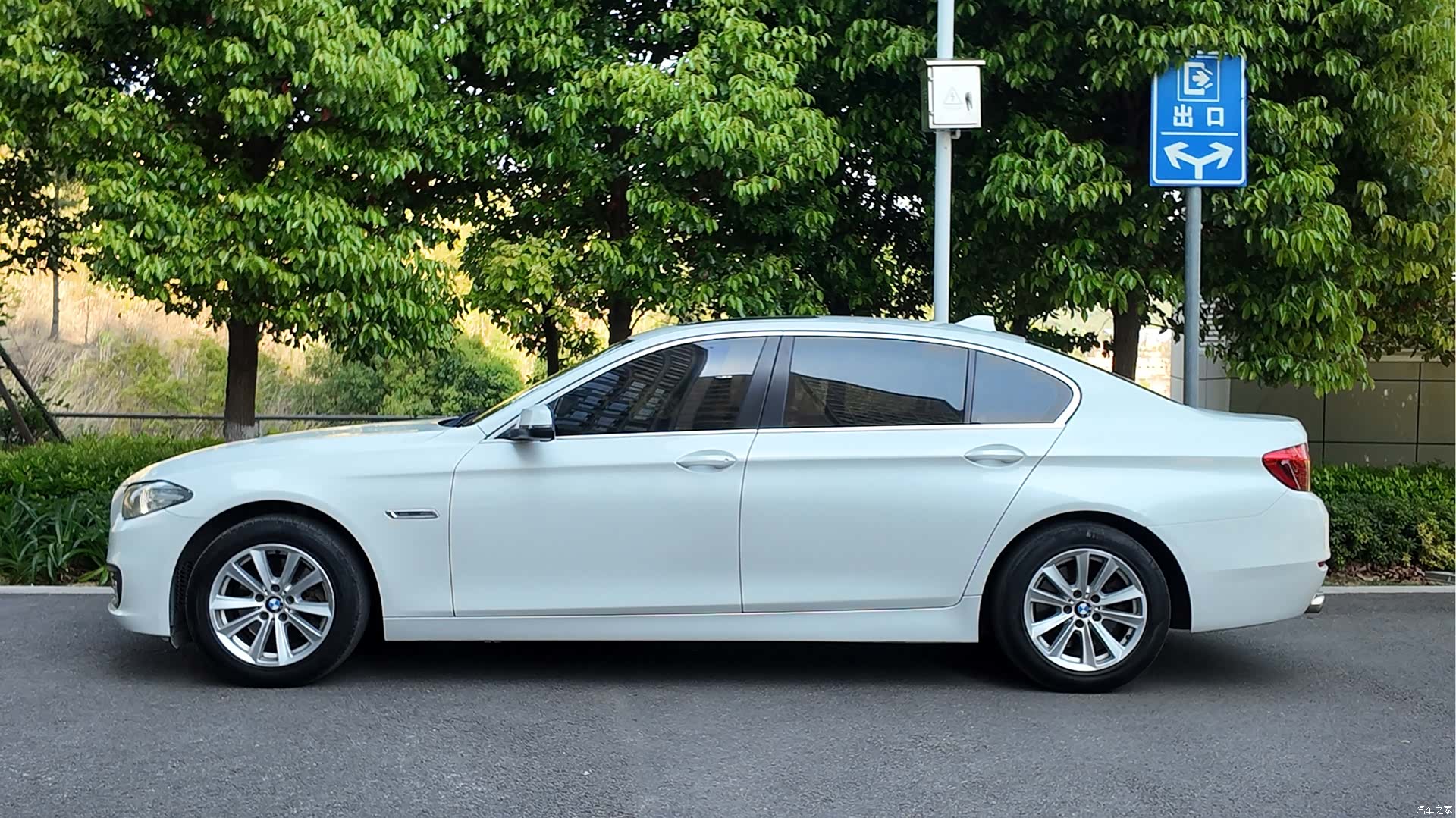 BMW 5 Series, 2016 4