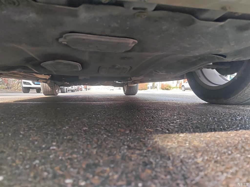 Ford Kuga, 2015 23