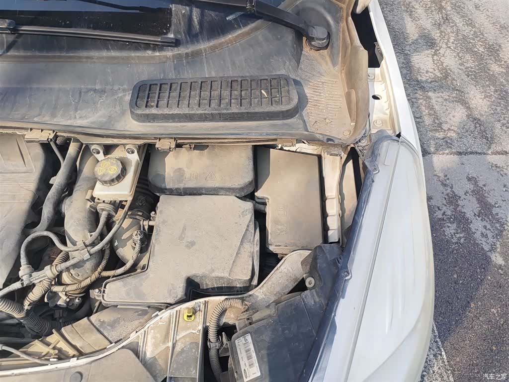 Ford Kuga, 2015 22