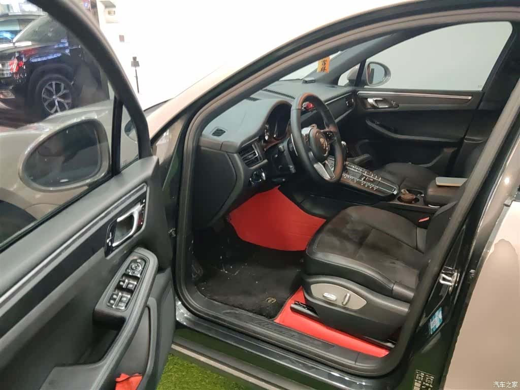 Porsche Macan, 2019 12