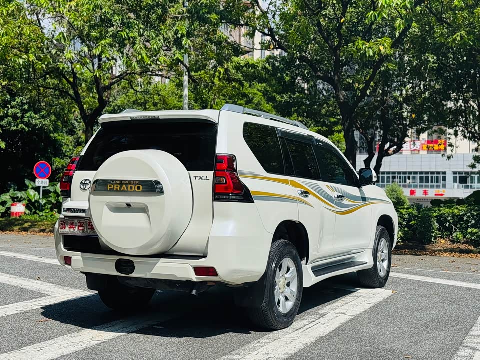 Toyota Prado