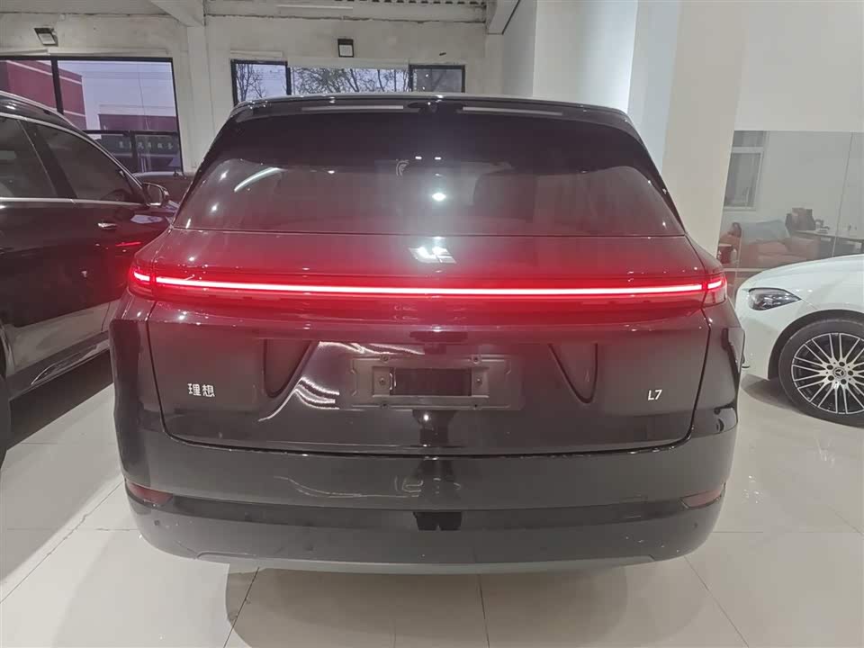 Li Auto Ideal L7