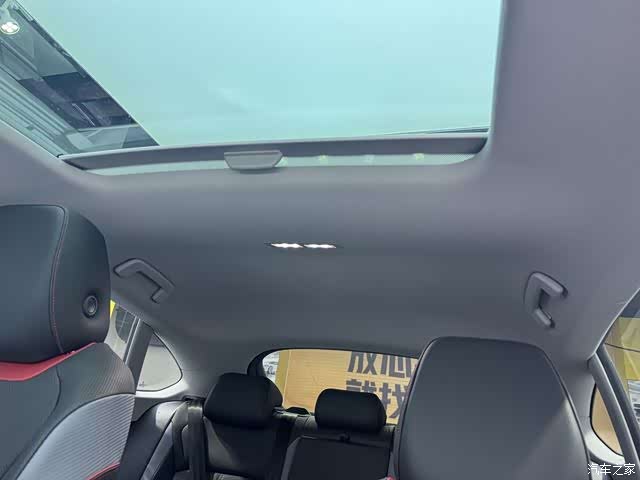 Volkswagen Lamando, 2024 15