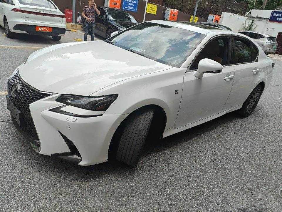 Lexus GS