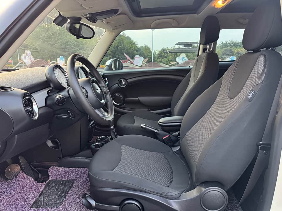 MINI MINI