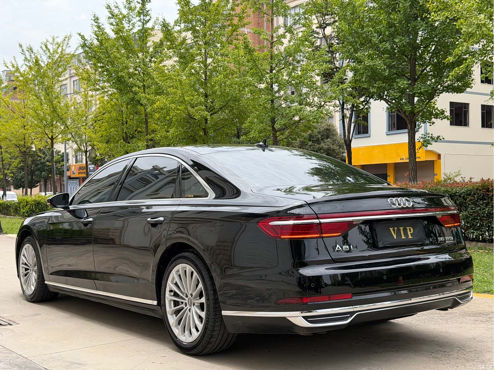 Audi A8L, 2019 7
