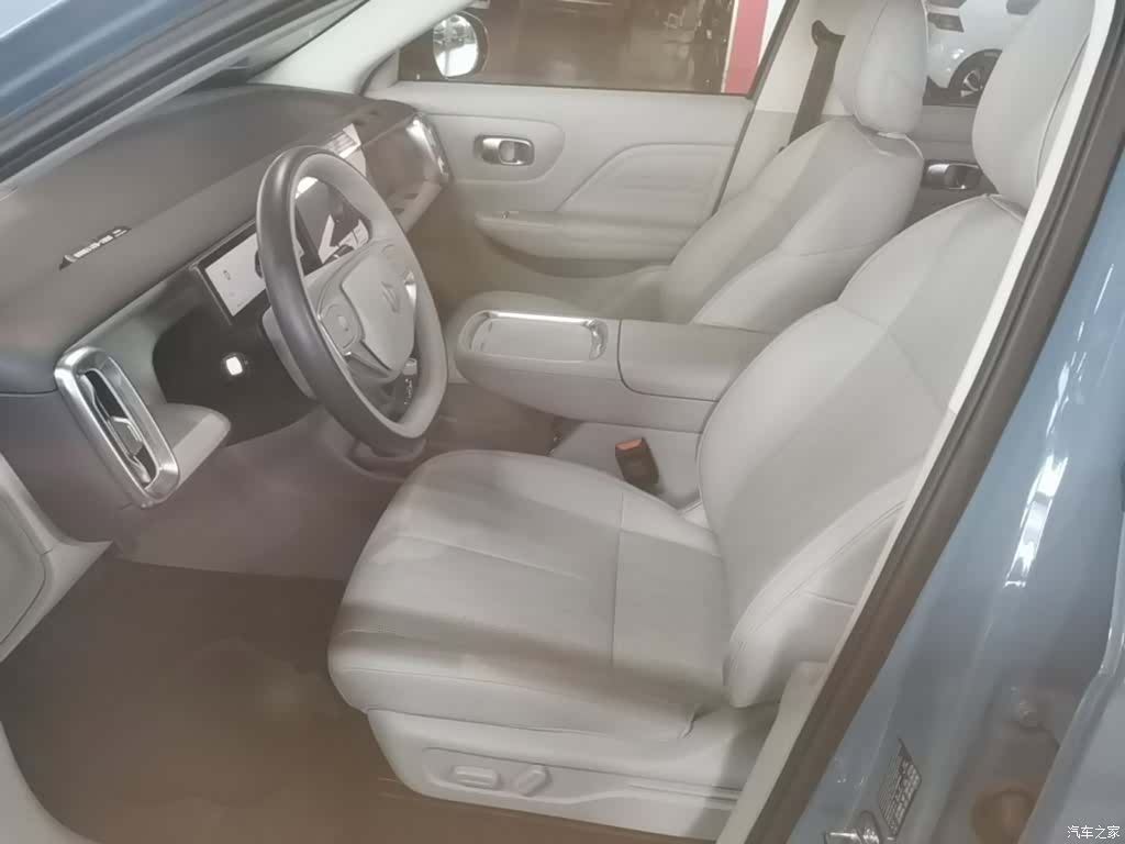 Leapmotor B10, 2025 15