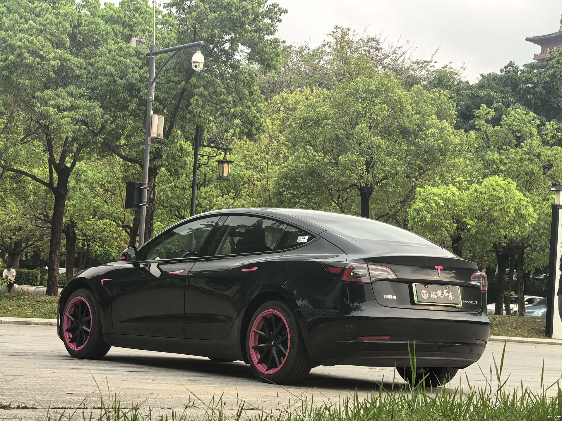 Tesla Model 3, 2023 4