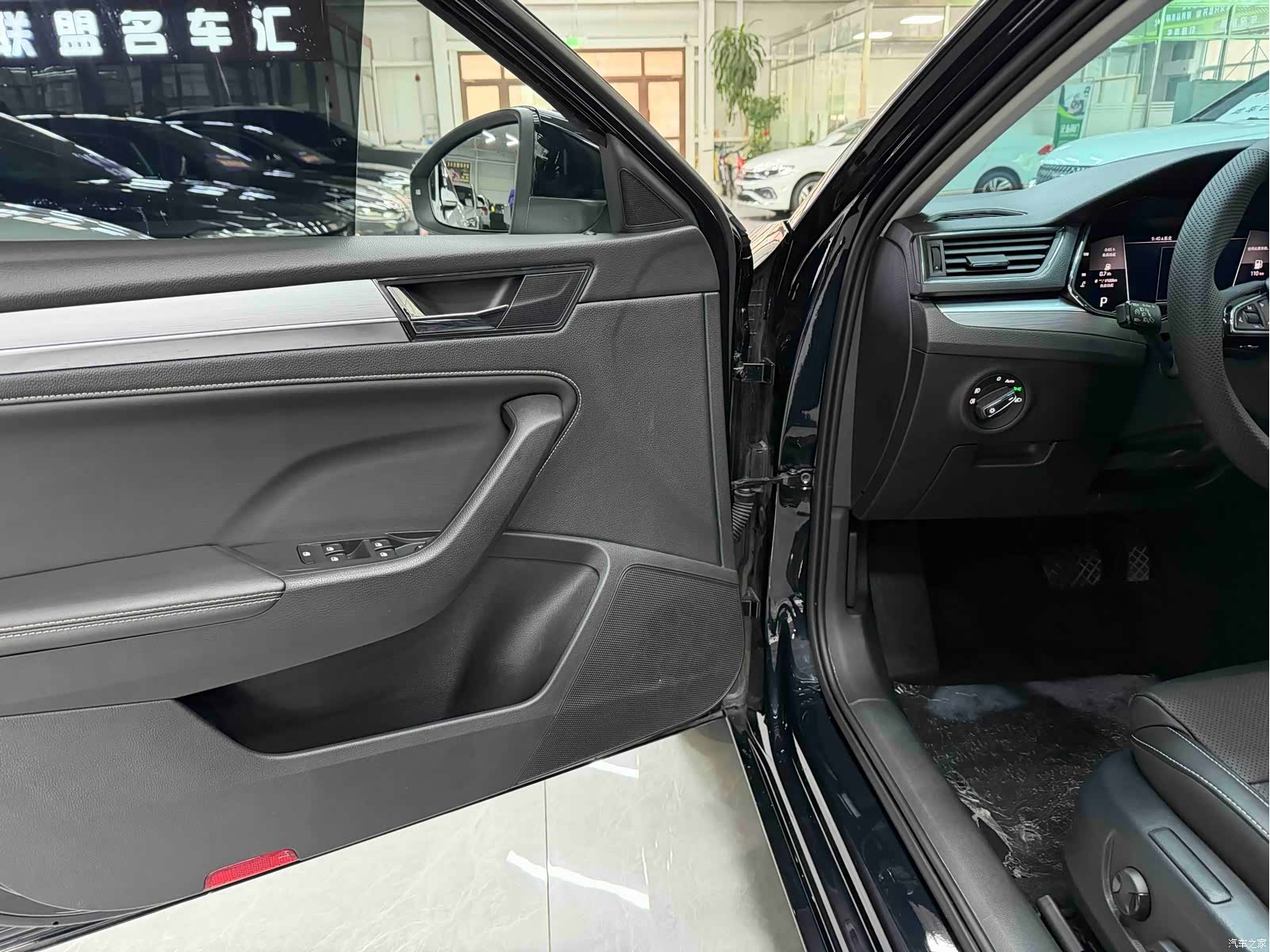 Skoda Superb, 2022 9