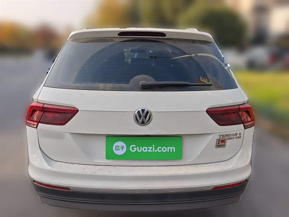 Volkswagen Tiguan L