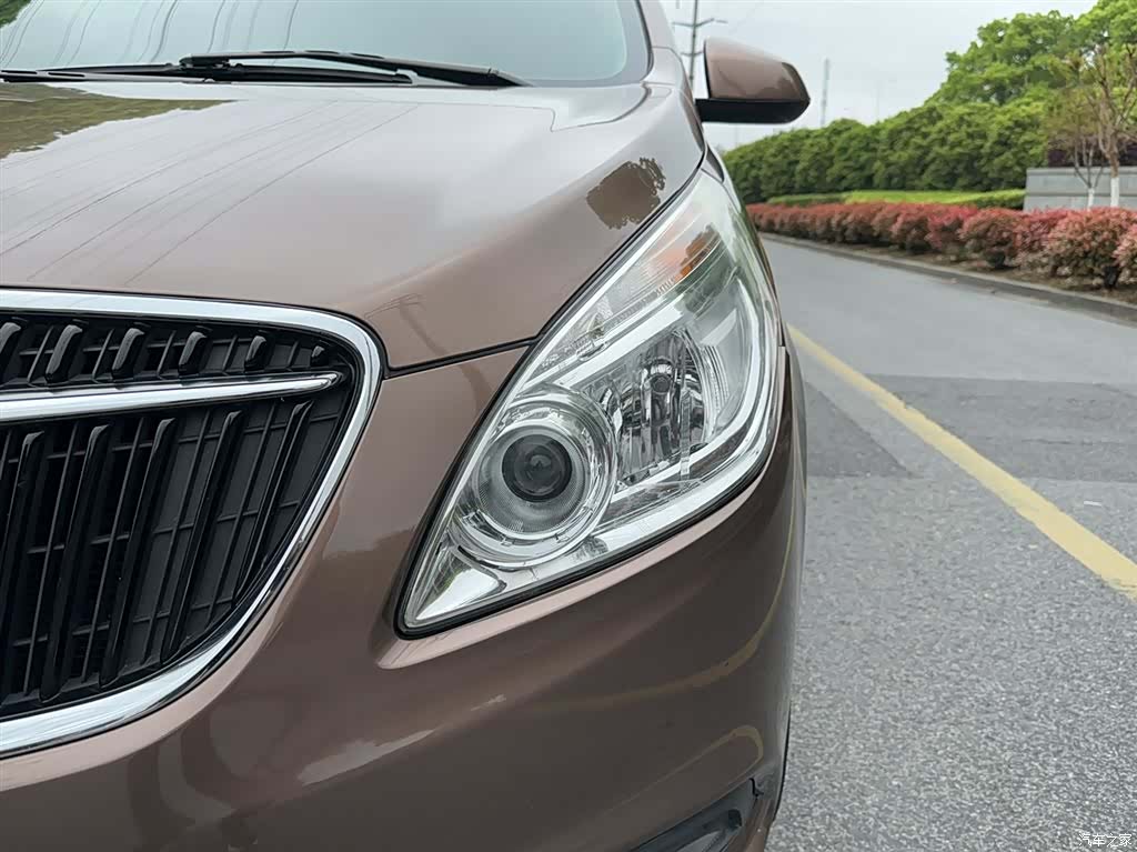 Buick GL8, 2019 19
