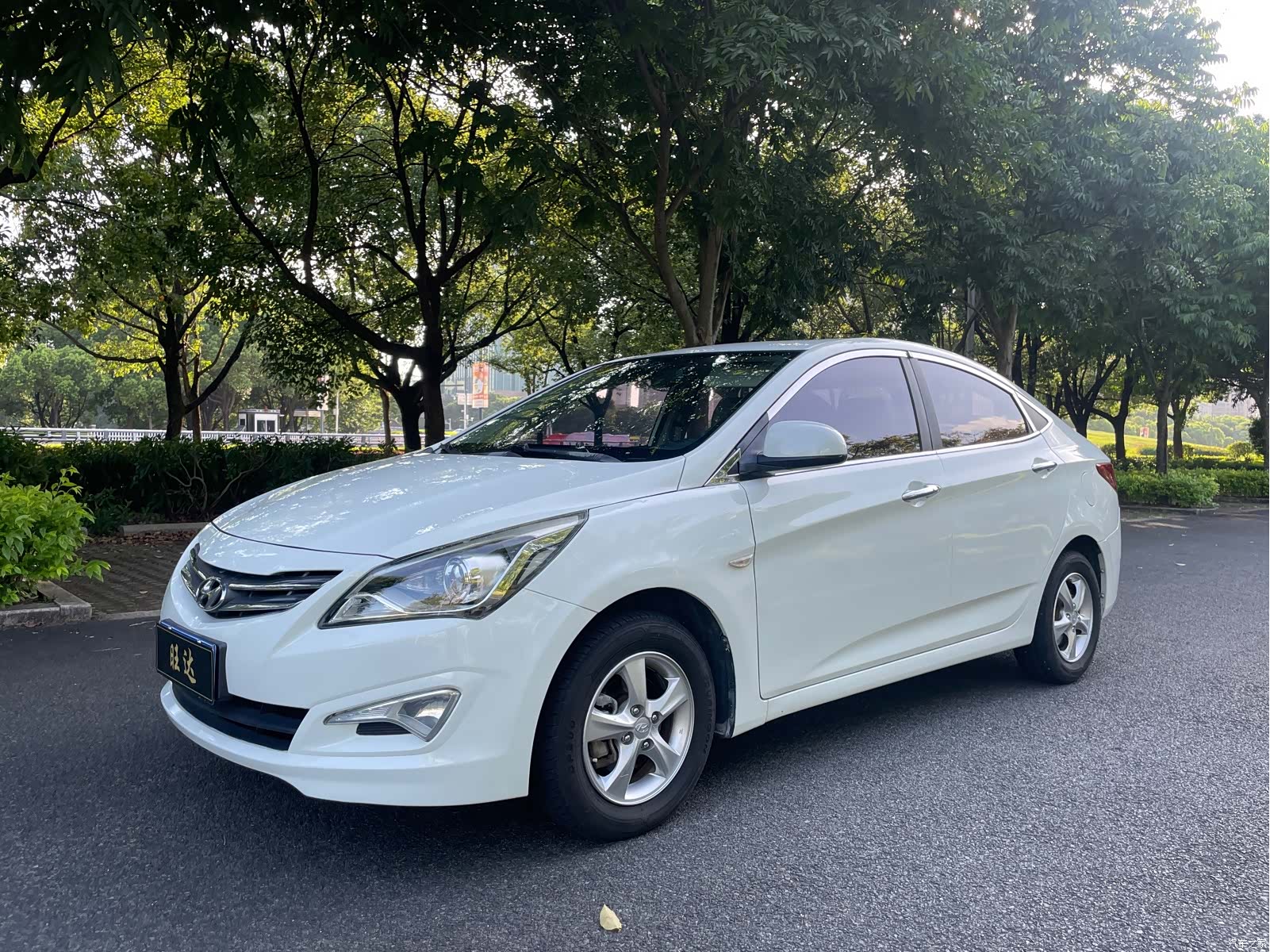 Hyundai GLS, 2016 1
