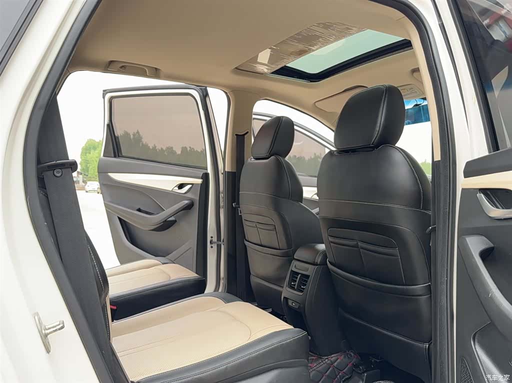 Wuling 360, 2019 22