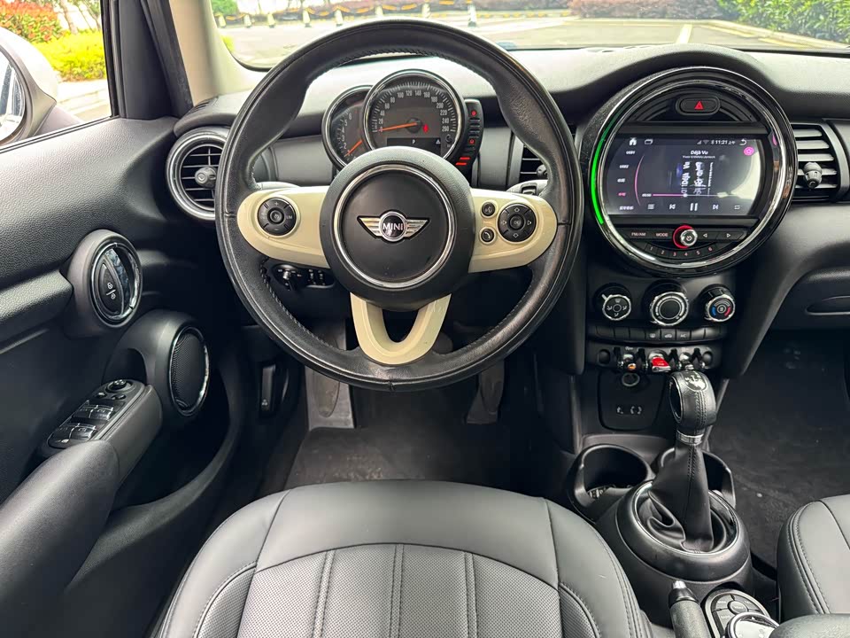 MINI MINI