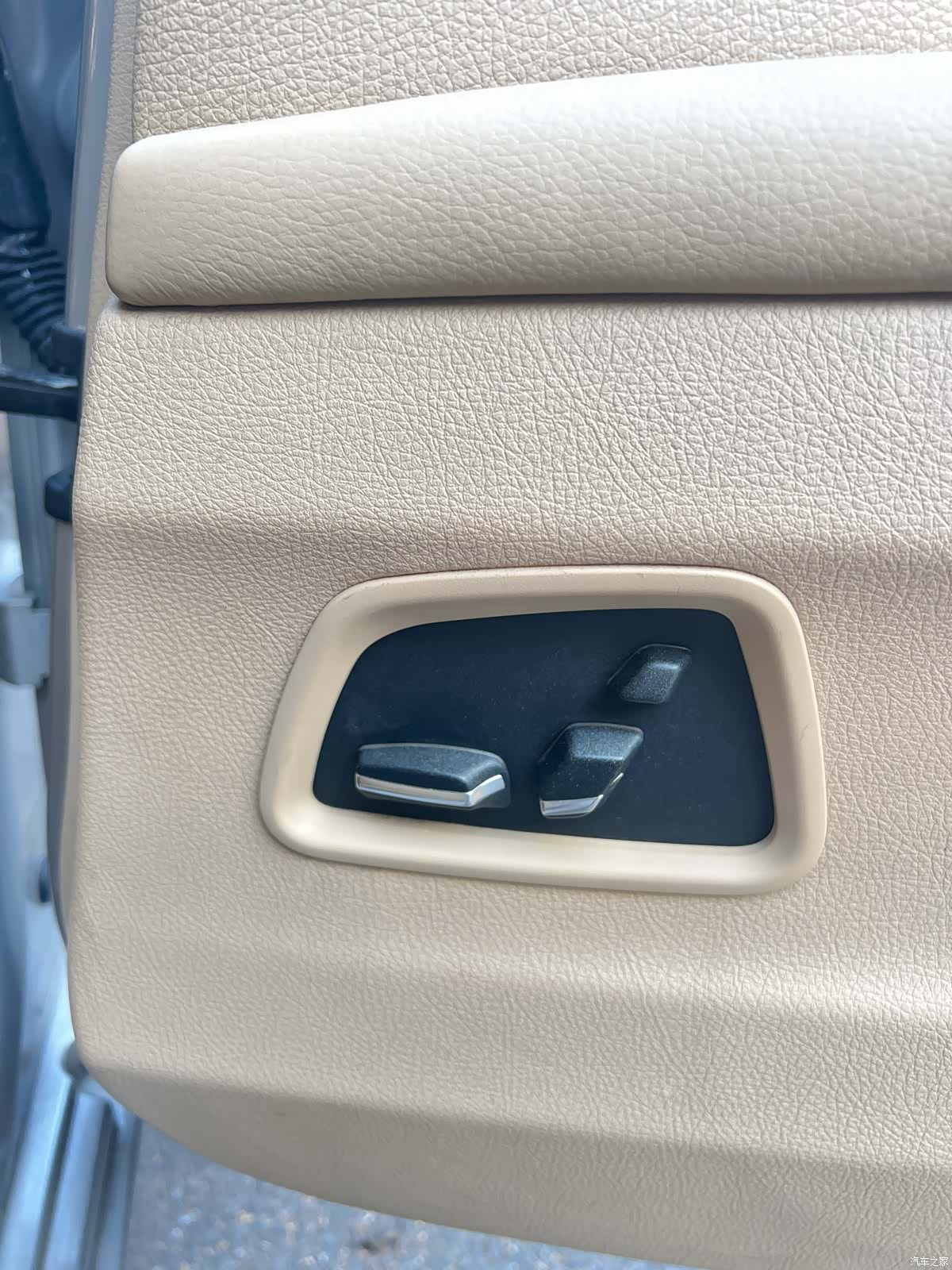 BMW 5 Series, 2013 19