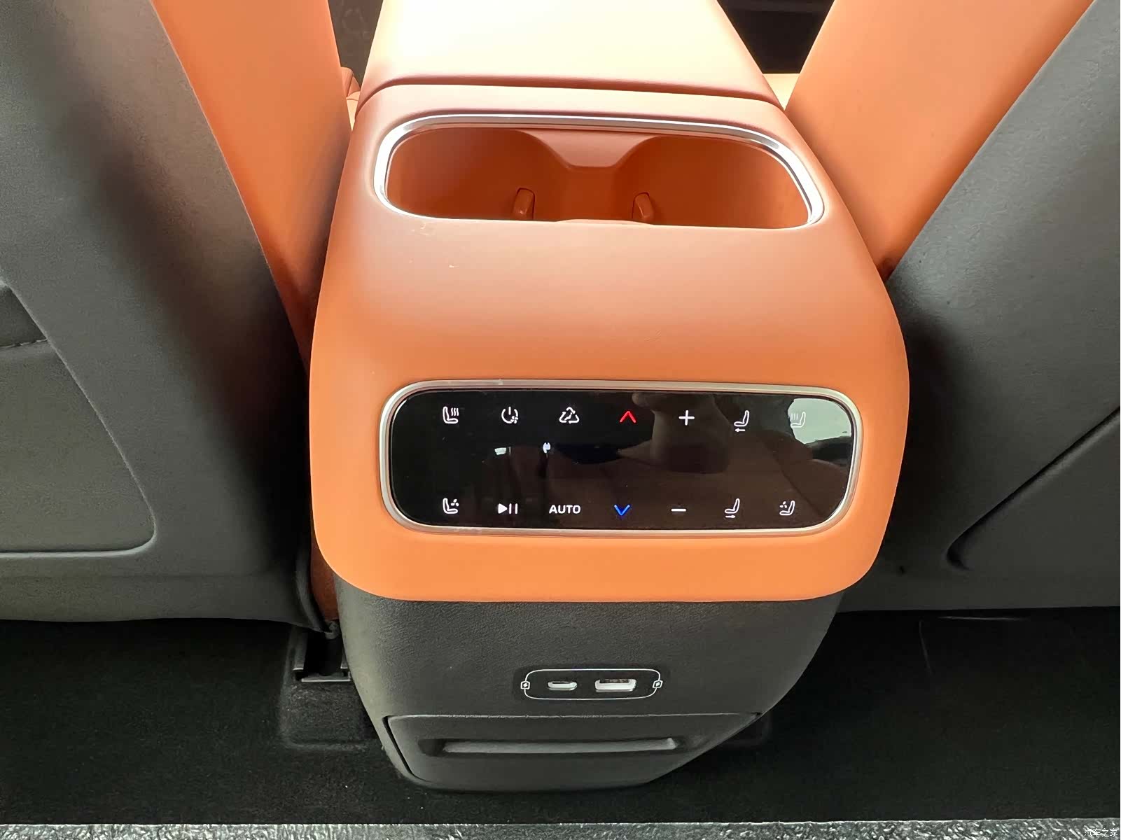 Leapmotor C16, 2025 13