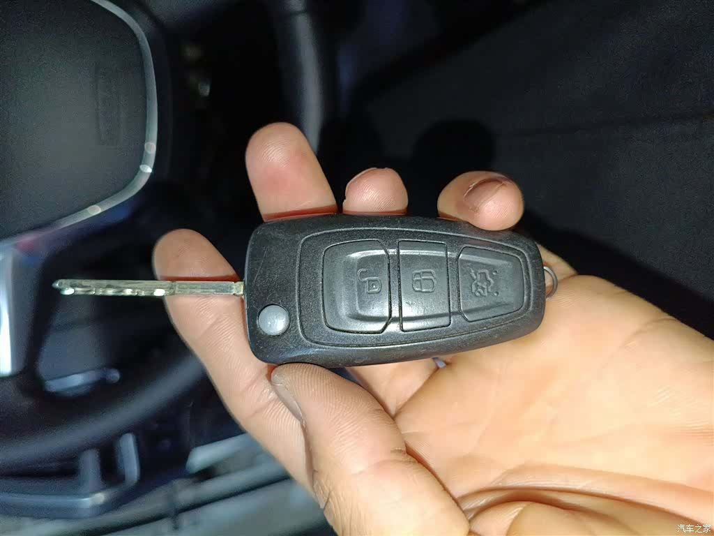 Ford Focus, 2014 17