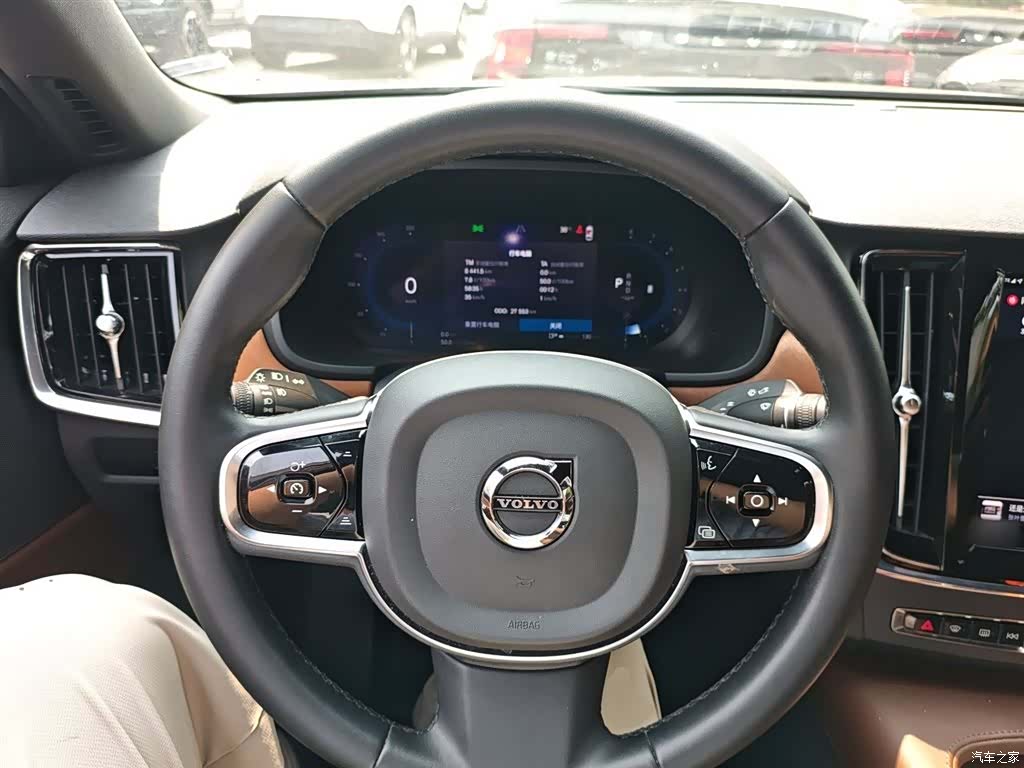 Volvo S90, 2024 11
