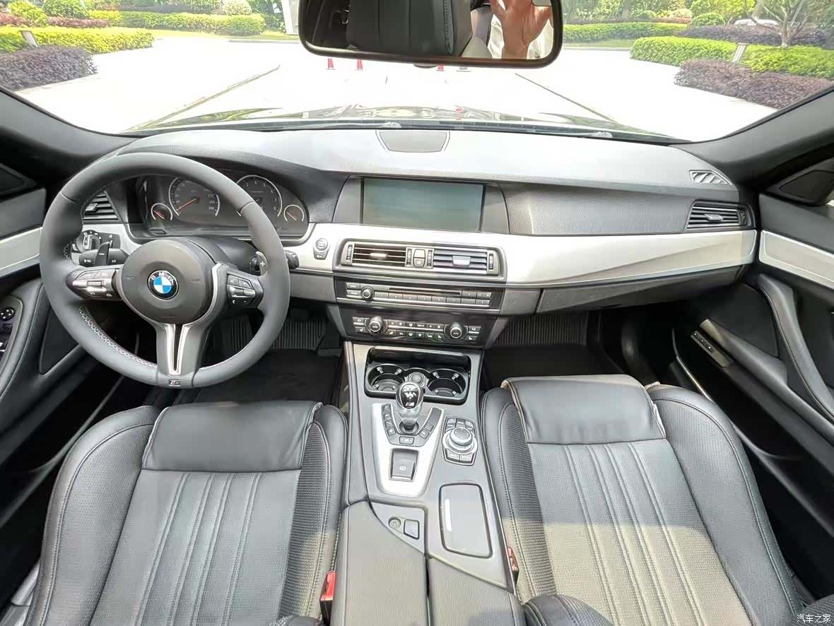 BMW M5, 2014 9