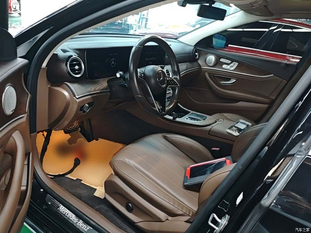 Mercedes-Benz E-Class, 2022 15