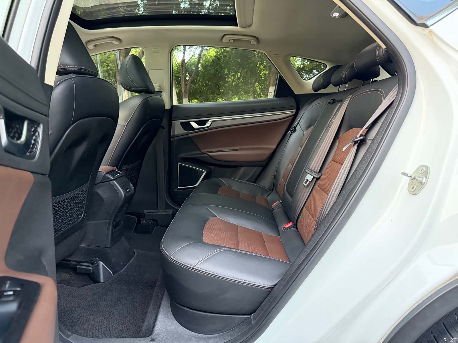 Geely Emgrand, 2018 8