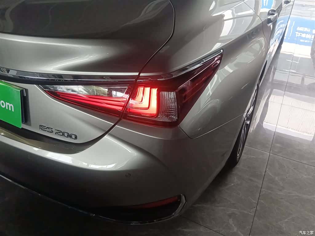 Lexus ES, 2023 8