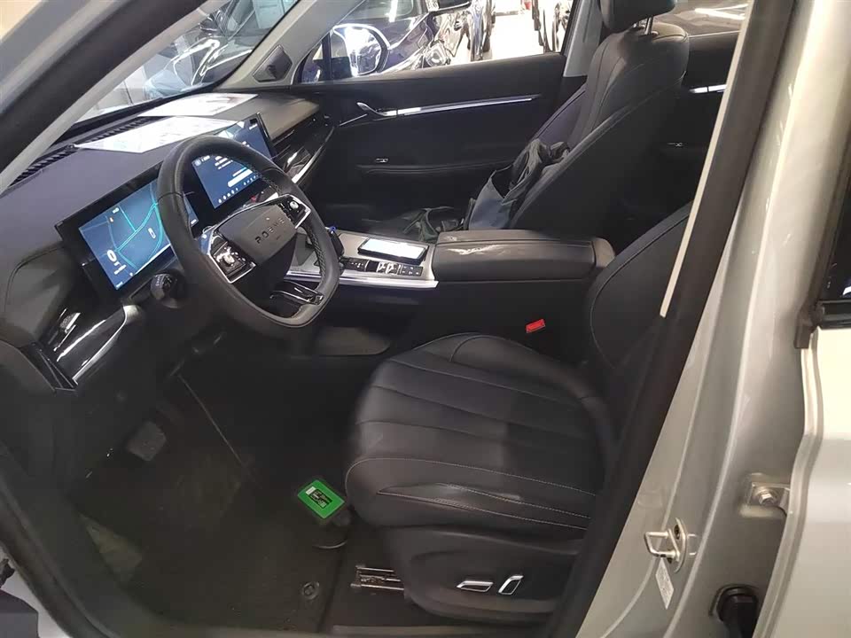 Roewe RX5 MAX Roewe RX5 MAX