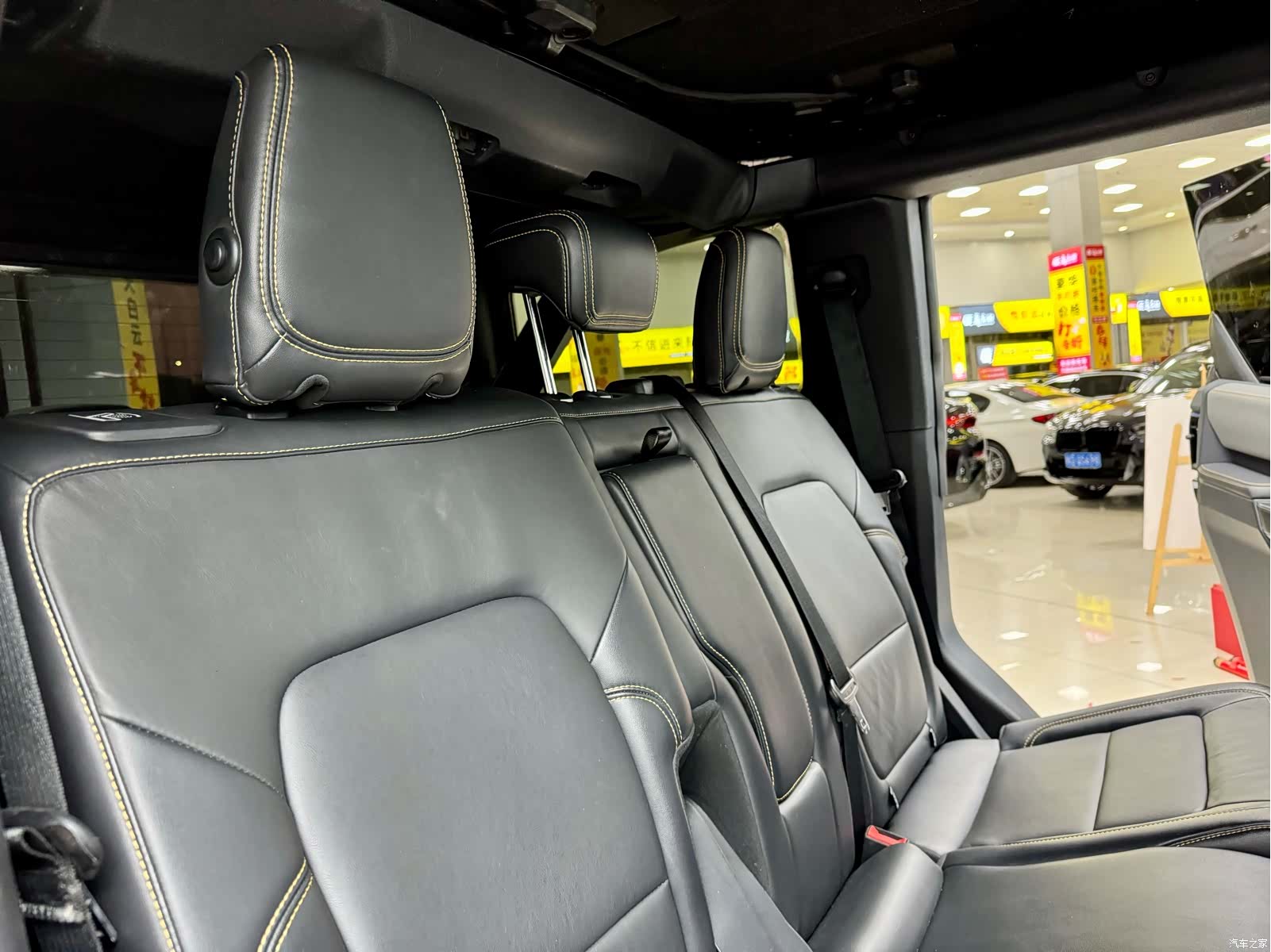 Ford Bronco, 2025 11