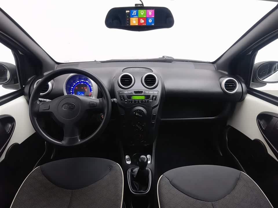 BYD F0