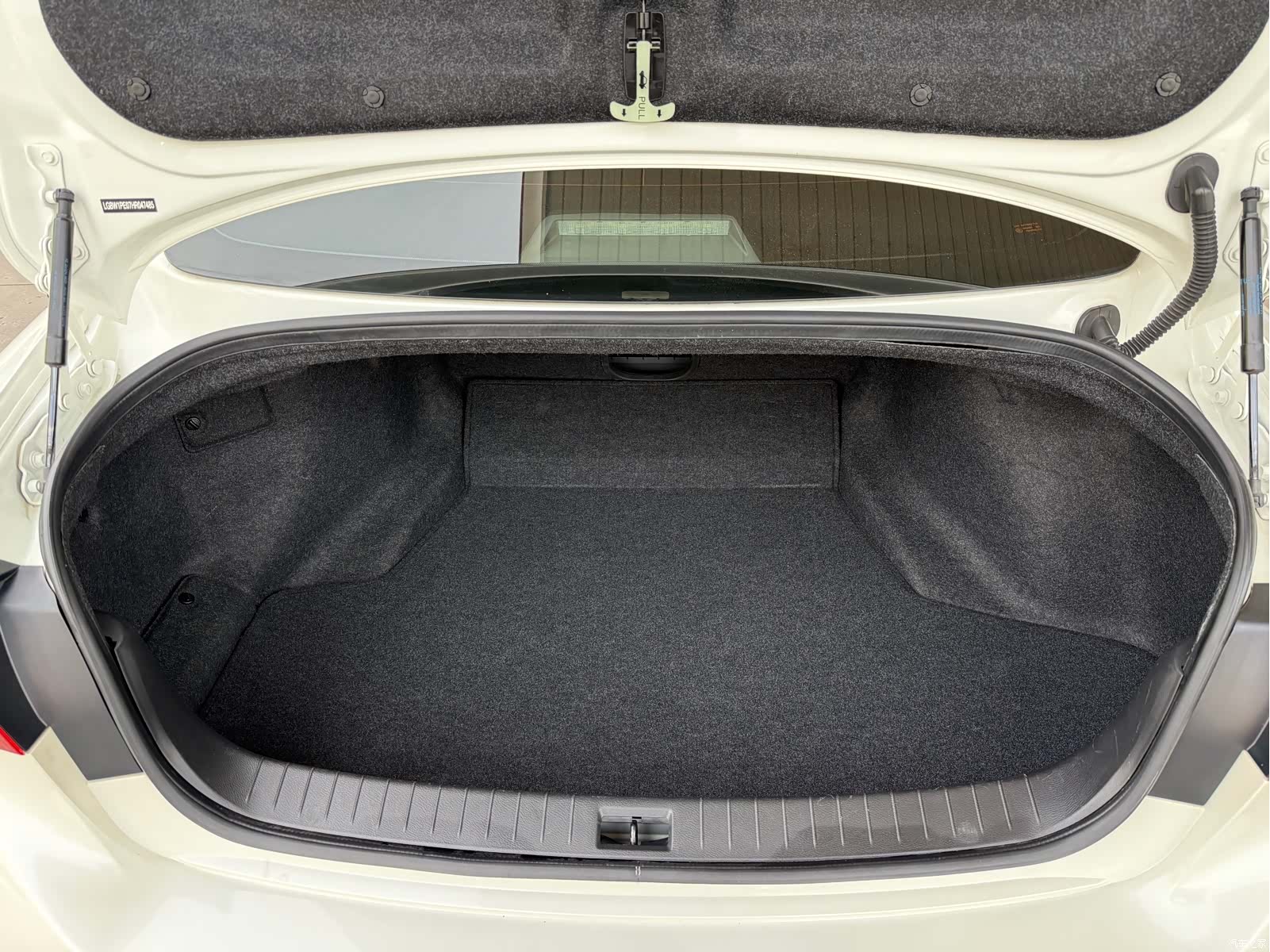 Infiniti Q50L, 2017 16