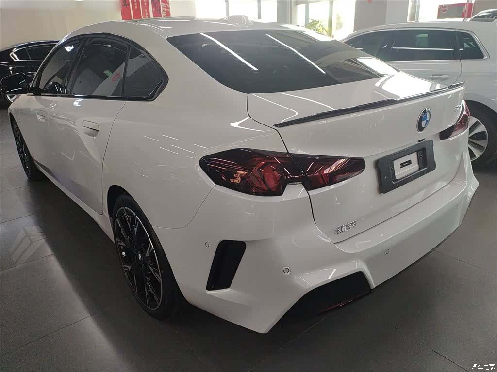 BMW 2 Series, 2025 все фото