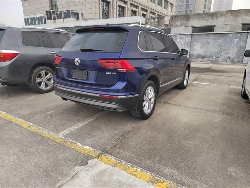 Volkswagen Tiguan
