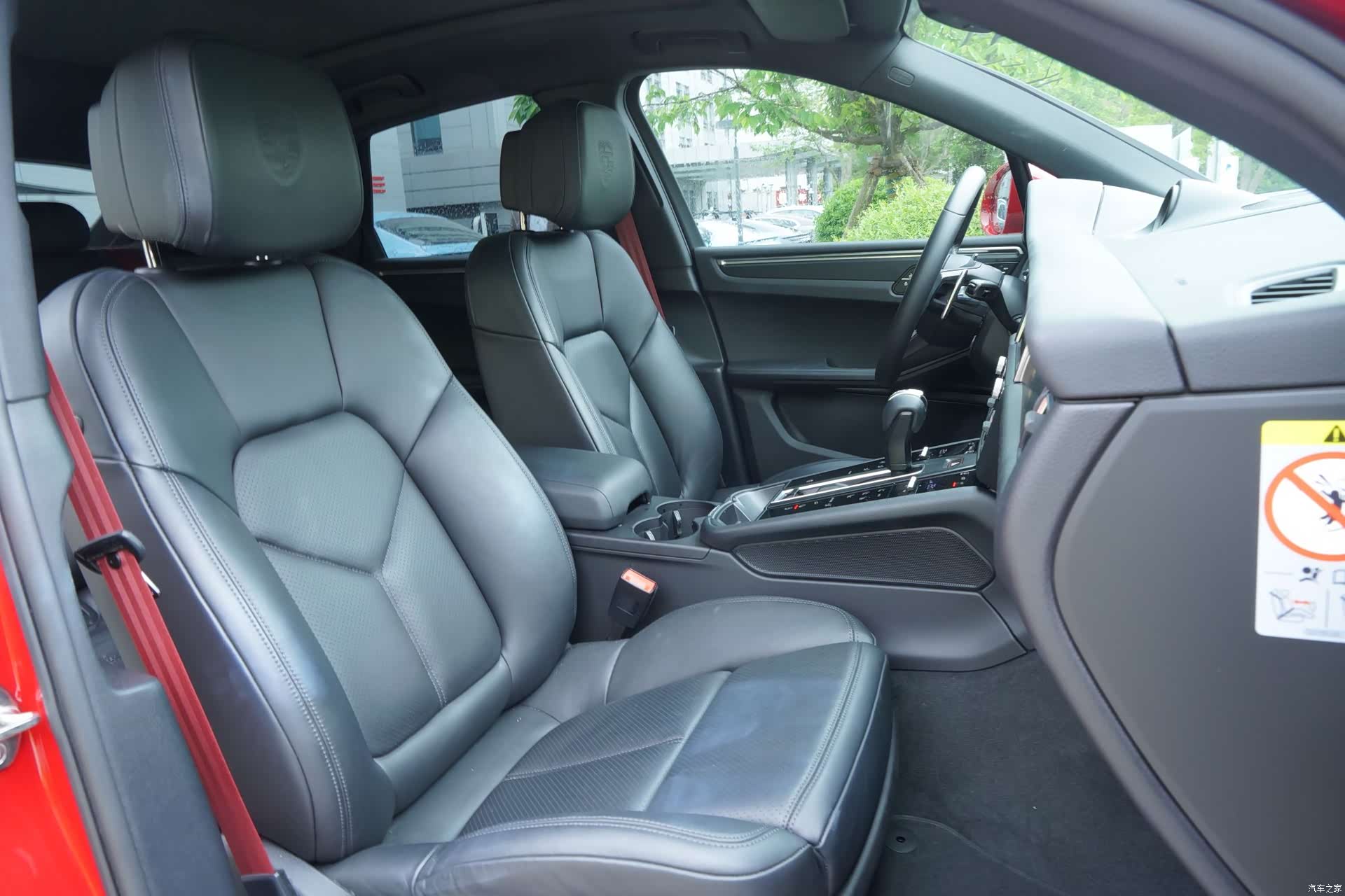 Porsche Macan, 2023 7