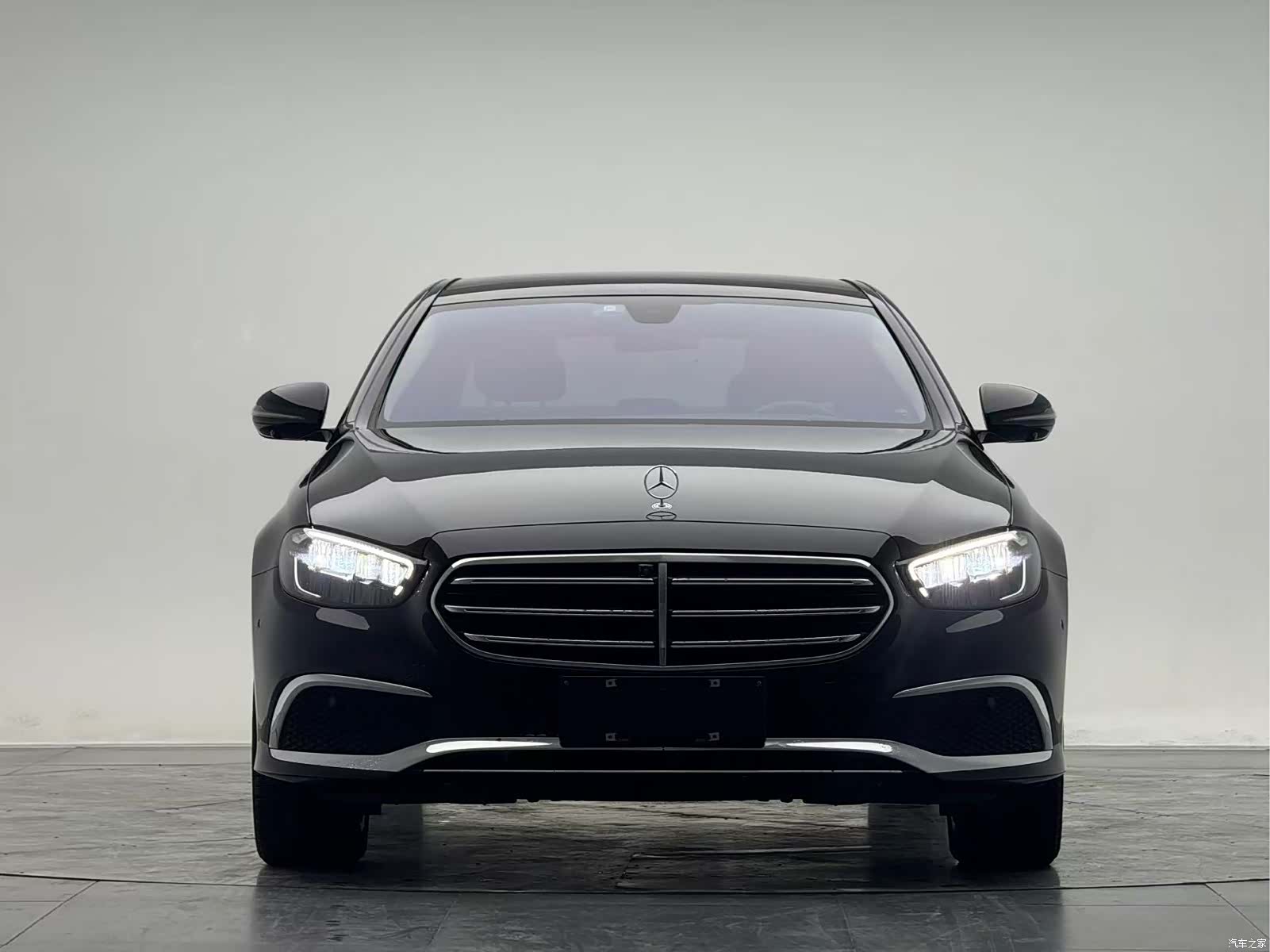 Mercedes-Benz E-Class, 2022 2