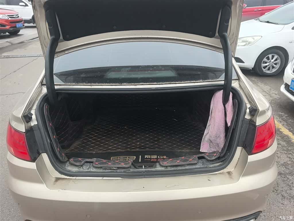 Geely Emgrand, 2019 19