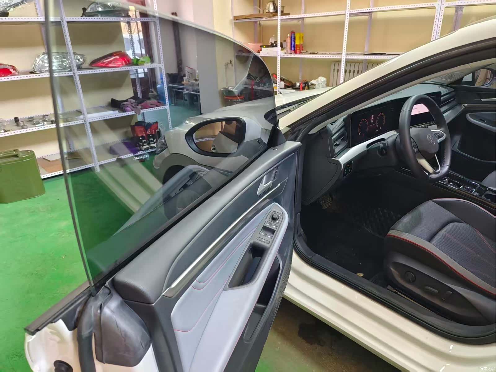 Volkswagen Lamando, 2023 12