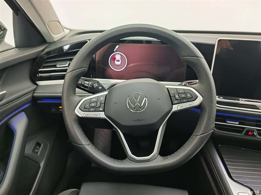 Volkswagen Magotan, 2026 11