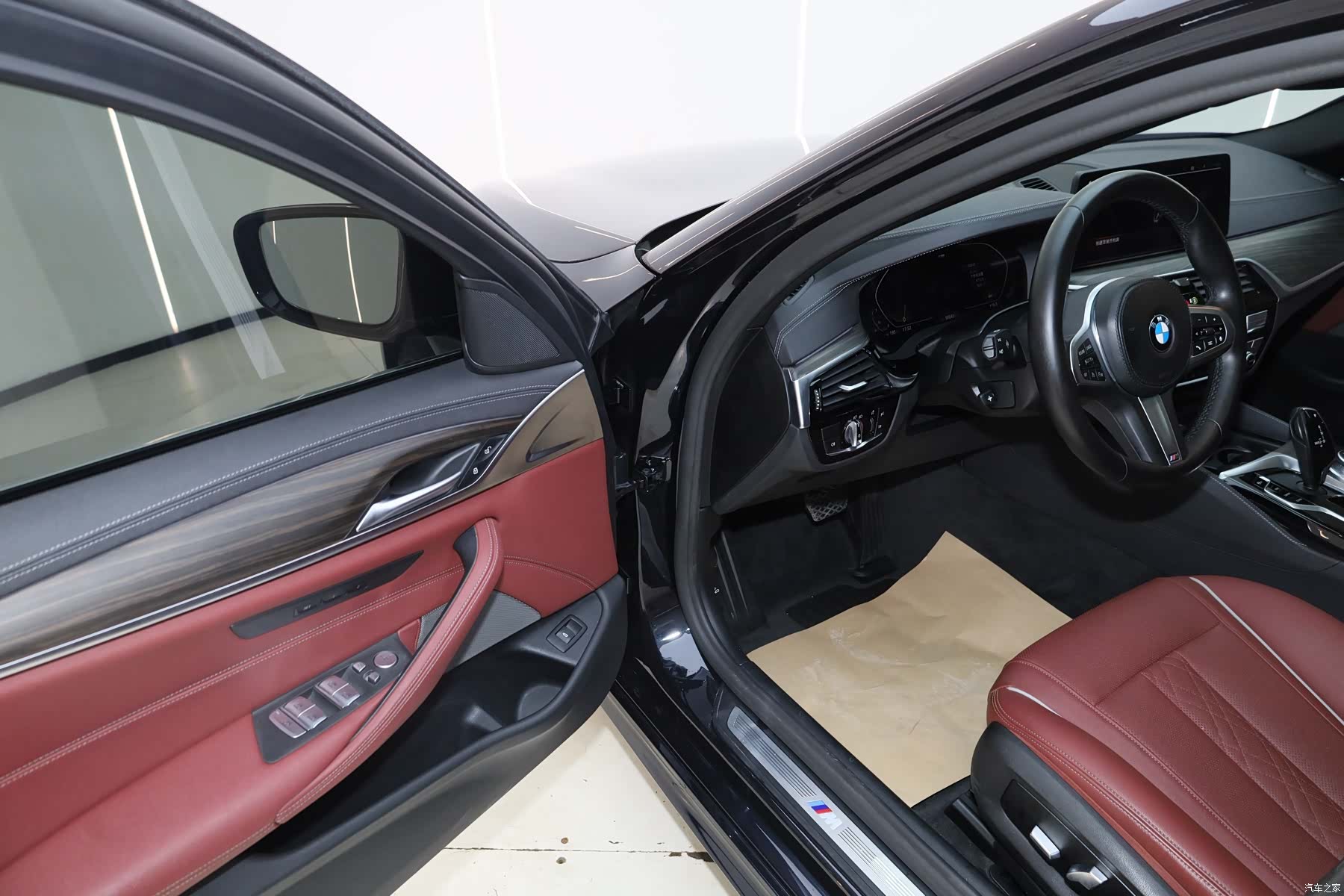BMW 5 Series, 2022 18