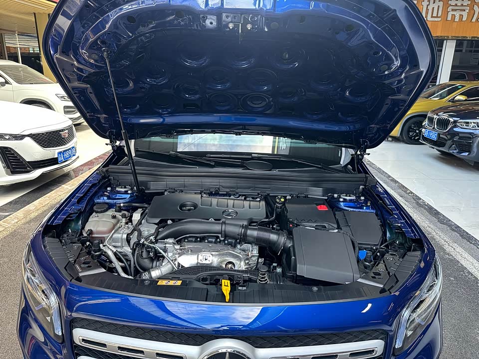Mercedes-Benz GLB Mercedes-Benz GLB