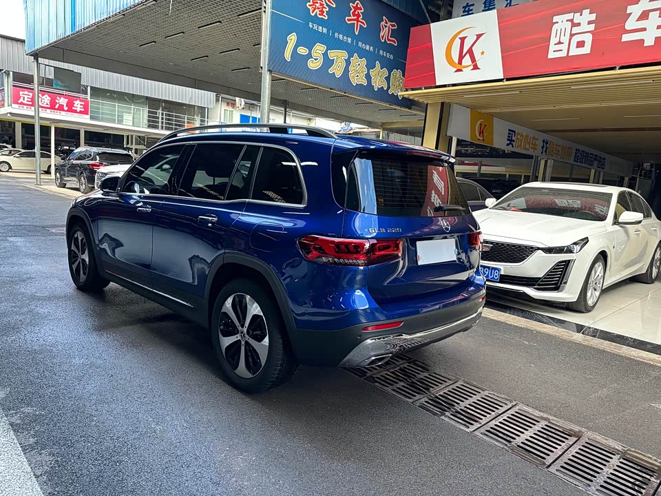Mercedes-Benz GLB Mercedes-Benz GLB