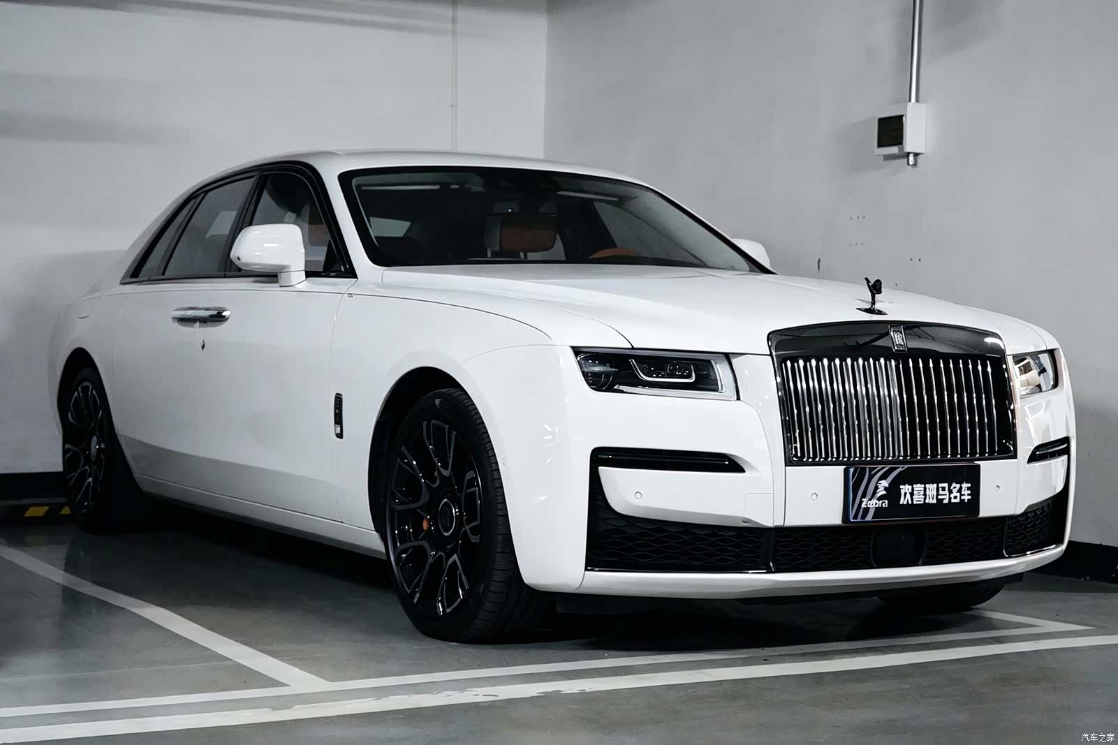 Rolls-Royce Ghost, 2023 3